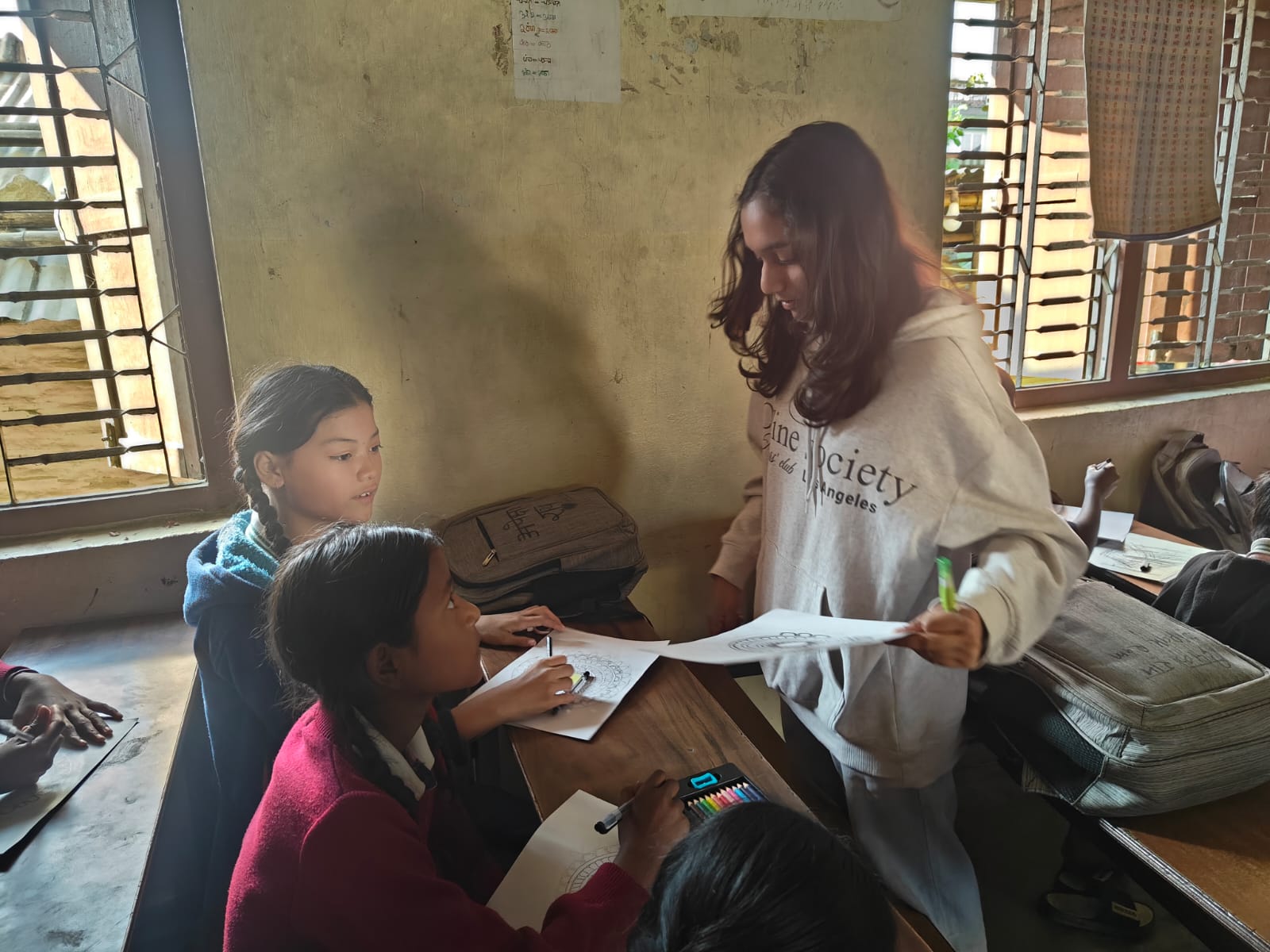 Art and Craft Classes at Shree Adharbhut Vidhyalaya