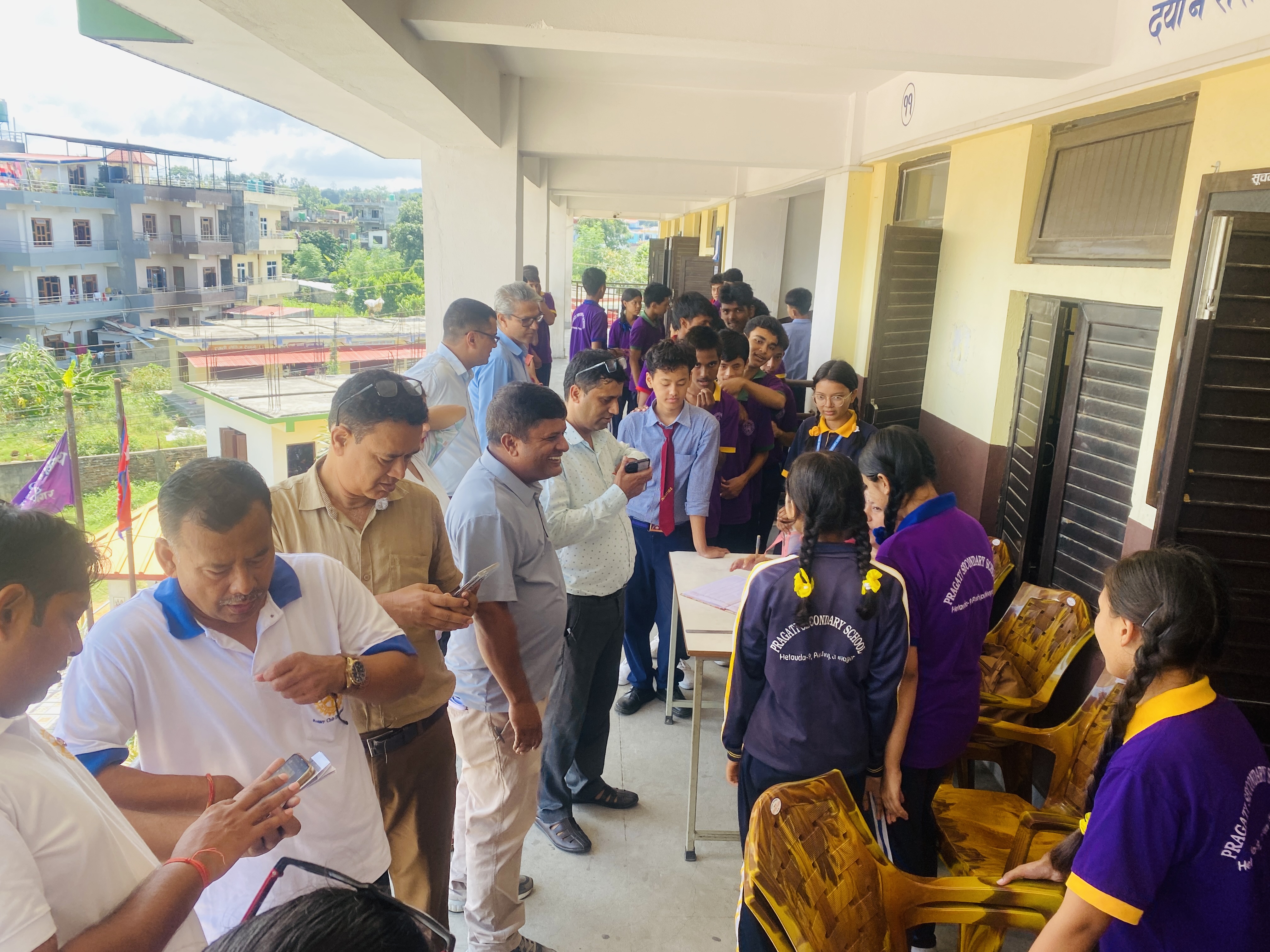 Free dental health camp in school
