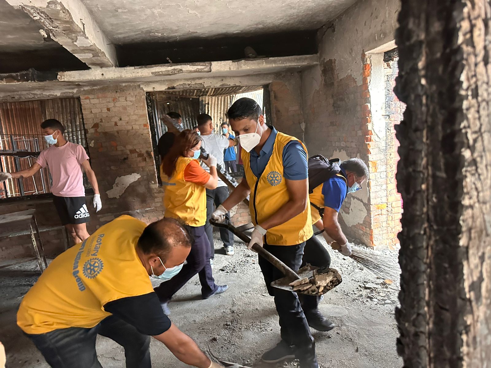 Service Project 7: Joint Club Support three Police Stations, Rescue…