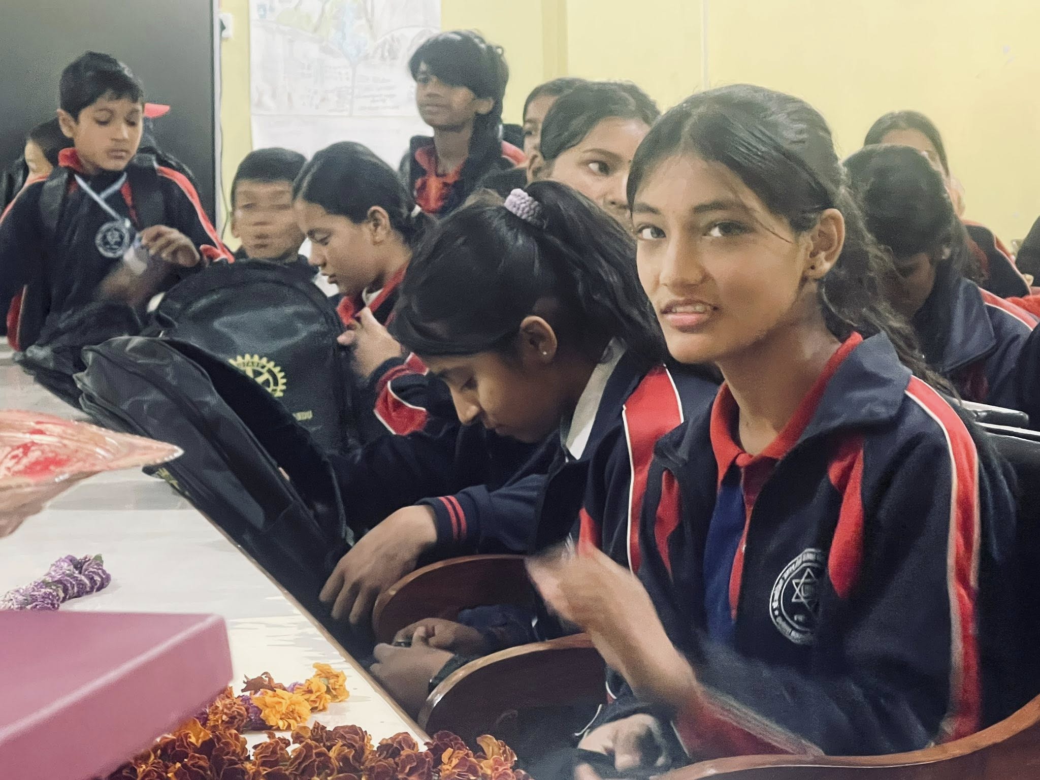 भाग्य बोक्ने झोला