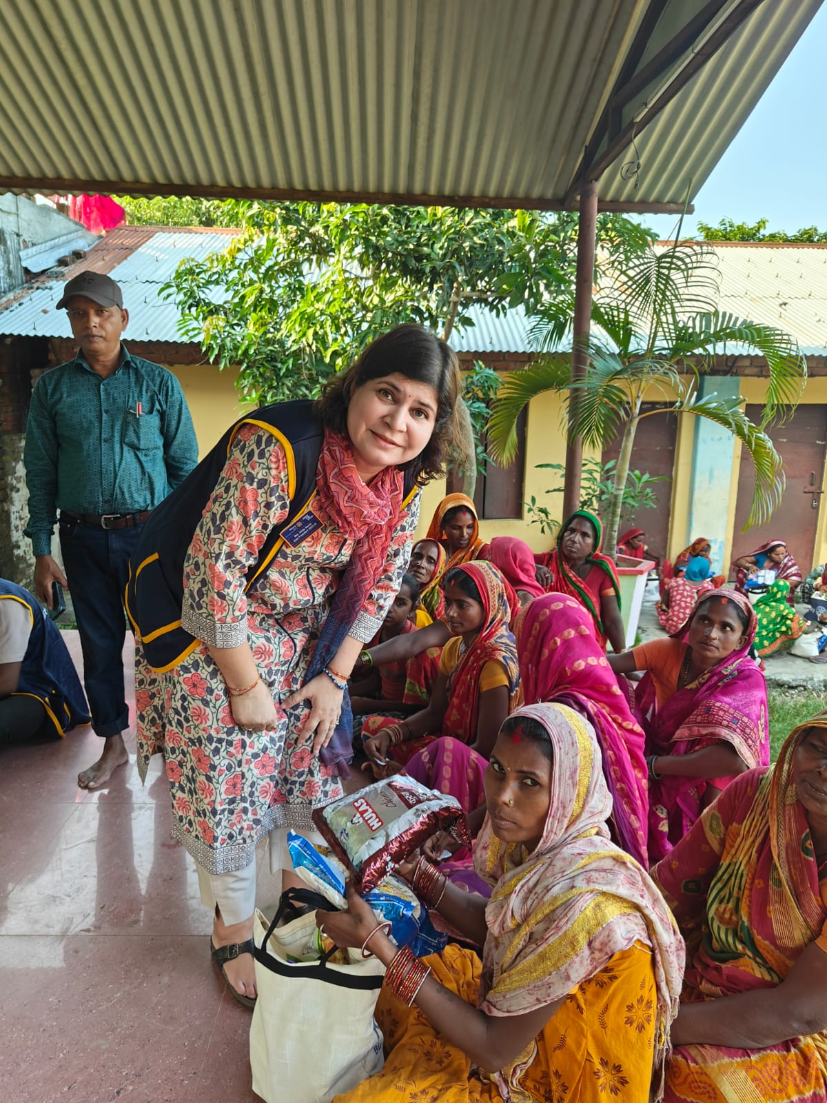 Raion Kit Distribution to flood affected Families
