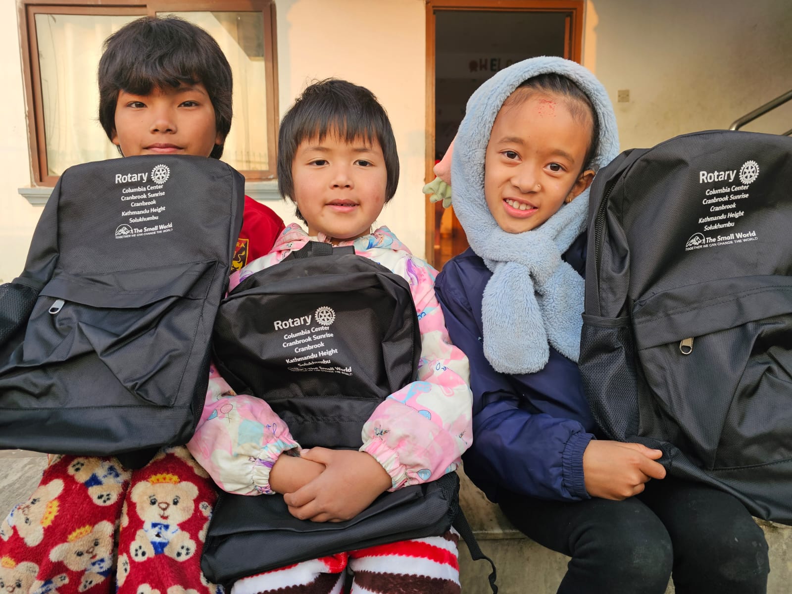 Rotary Club of Solukhumbu Empowers Local Students with New School Bags and Fellowship Dinner